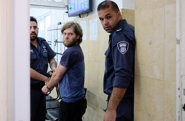 שלומי נוימן בהארכת מעצר בבית משפט השלום 