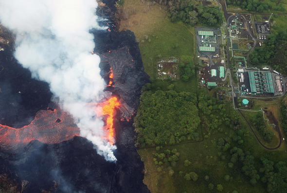Lava approaching the Puna power plant. Photo: AFP