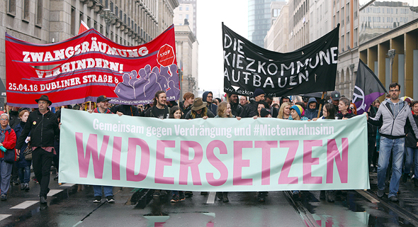 הפגנה בברלין במחאה על מחירי הדירות, צילום: אי פי איי