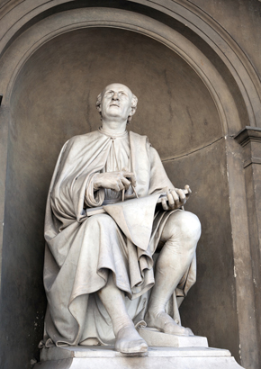 פסלו של האדריכל האיטלקי פיליפו ברונלסקי בפירנצה