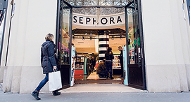 Sephora Paris. Photo: Bloomberg.