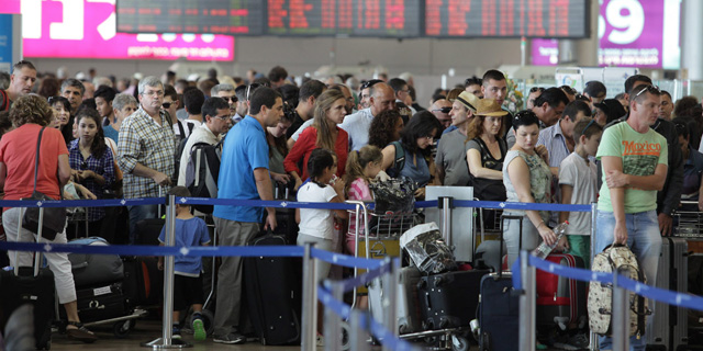 2.7 Million Passengers to Travel Through Tel Aviv’s Airport in August