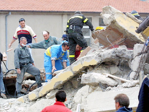 רעידת אדמה ב איטליה, צילום: איי פי
