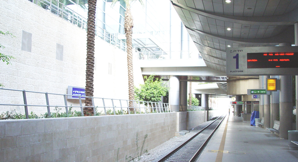 תחנת רכבת ישראל בנתב"ג, צילום: ויקיפדיה