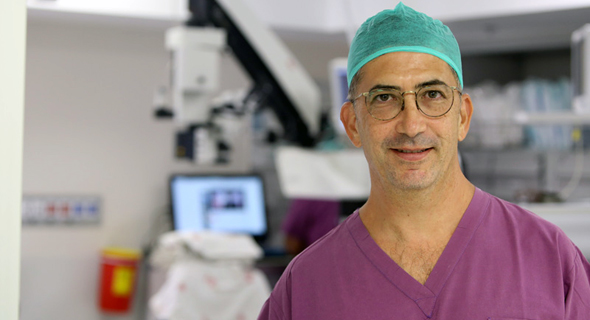 ד"ר יוסי יציב, מנתח בכיר במרכז הרפואי עין טל , צילום: ליאור צור