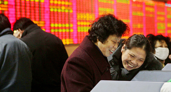 נשים סיניות. מנהלות את ענייני הכסף במשפחה, צילום: גטי אימג