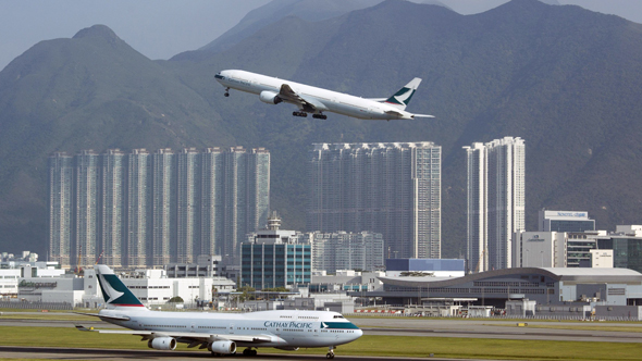נמל תעופה שדה תעופה הונג קונג קתאי פאסיפיק, צילום: רויטרס