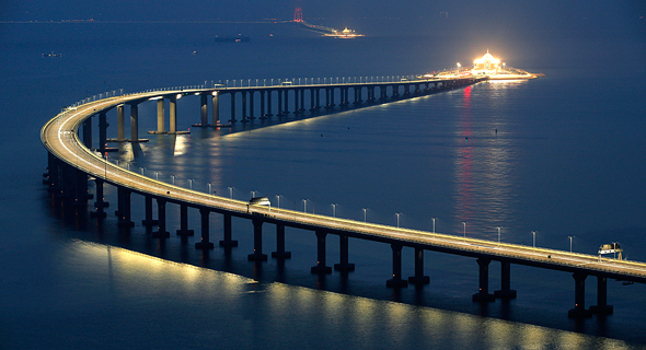 הגשר הימי הארוך ביותר, צילום: איי פי