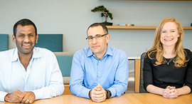 Gainsight CEO Nick Mehta (left), Aptrinsic CEO Mickey Alon , Gainsight COO Allison Pickens. Photo:PR