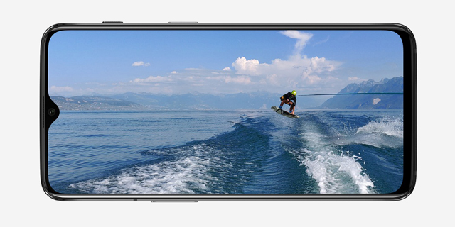 נחשף סמארטפון ה-OnePlus 6T: המסך גדל, המגרעת כמעט נעלמה