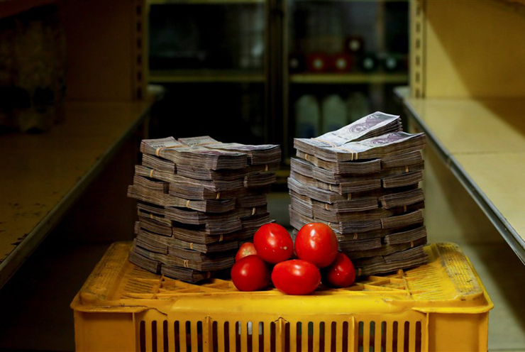 קילו עגבניות - 5 מיליון בוליבר (56 סנט)