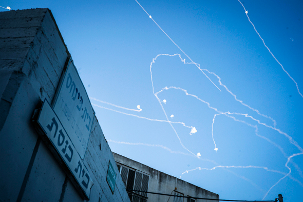 ירי רקטות עזה על אשקלון, צילום: אם סי טי