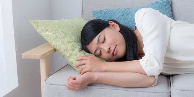 עייפים? ביפן מעודדים את העובדים לנמנם בזמן העבודה