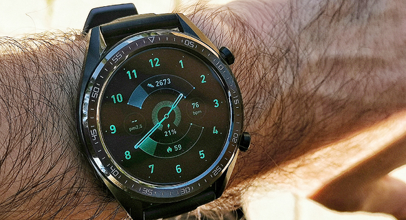 שעונים חכמים שעון חכם מחשוב לביש וואווי Watch GT, צילום: ניצן סדן