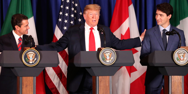 מנהיגי ארה&quot;ב, קנדה ומקסיקו חתמו על הסכם הסחר החדש: &quot;זה היה קרב קשה&quot;