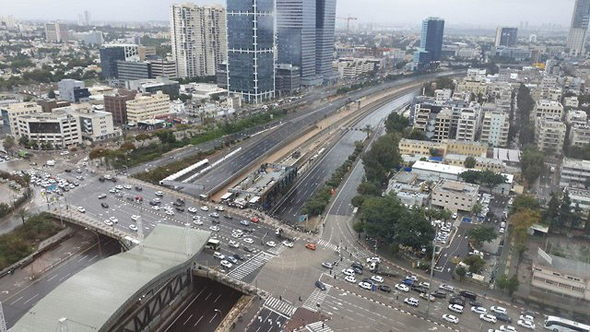 Tel AViv. Photo: Roi Tauzer