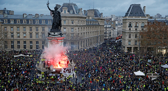 הפגנת האפודים הצהובים בפריז. היסטוריה מפוארת של כעס