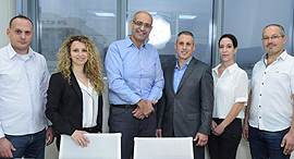OncoHost's team: Eyal Ya'akov (left), Ella Farmer, Yuval Shaked, Dror Yegar, Shani Raveh, and Eran I