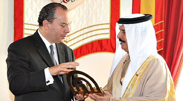 Rabbi Schneier with Bahraini King Hamad bin Isa Al Khalifa. Photo: PR