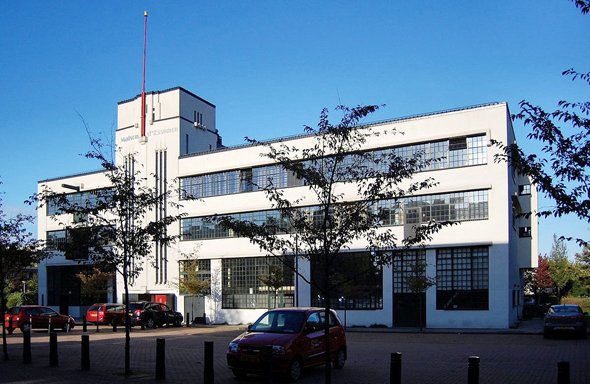 מפעלי IFF בהולנד, צילום: ויקיפדיה
