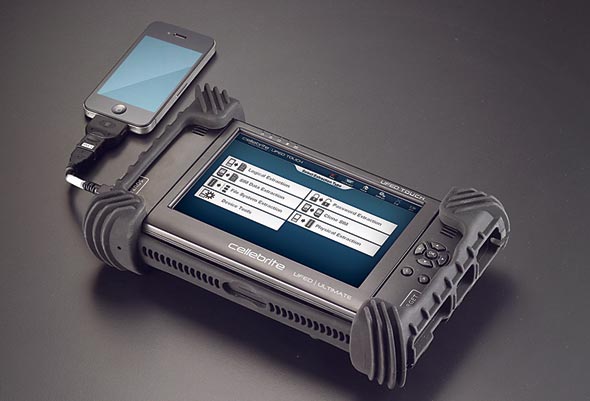 UFED Touch של סלברייט, מכשיר מוקדם לקריאת נתונים ממכשירים סלולריים, צילום: סלברייט