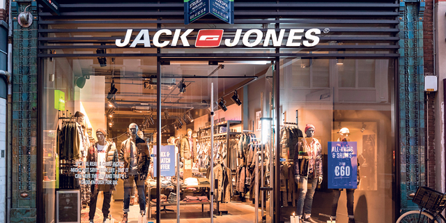 סניף של Jack&Jones בהולנד, צילום: שאטרסטוק
