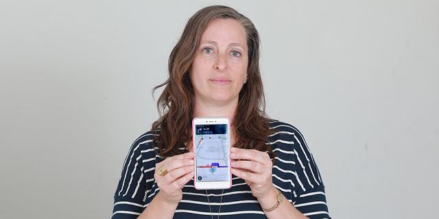 Waze Hebrew Voice Sues Apple for Siri Identity Jacking