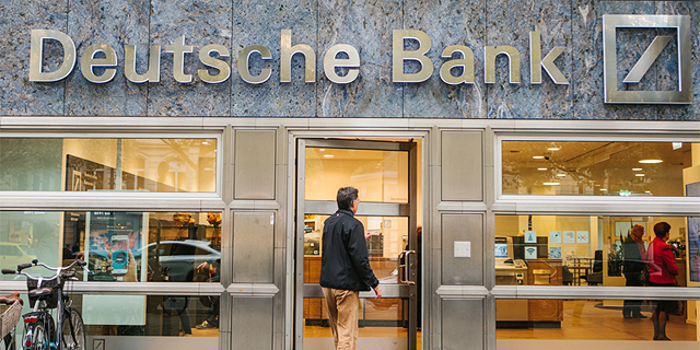 דויטשה בנק: הרווח הנקי ברבעון הראשון זינק ב-67%