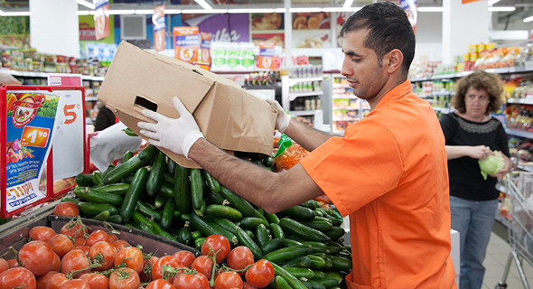 Produce sold at a supermarket. Photo: Orel Cohen