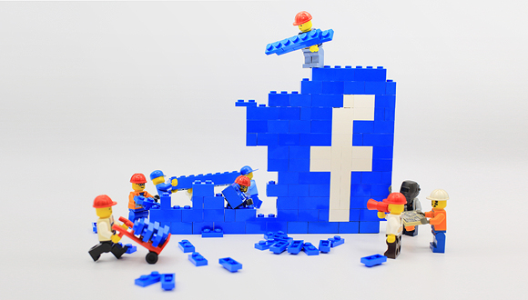 פייסבוק עבודה בהייטק רשת חברתית, צילום: שאטרסטוק