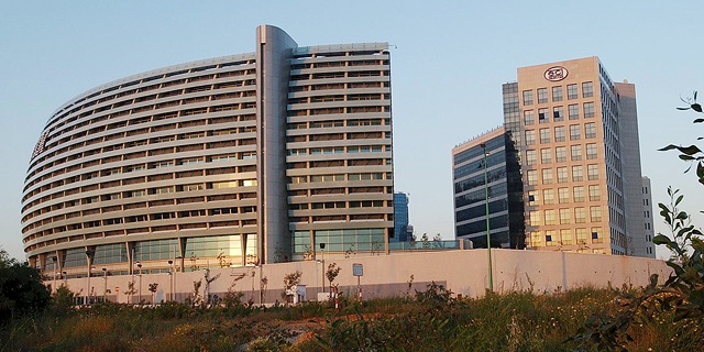IBM  מפטרת בישראל עשרות עובדי פיתוח