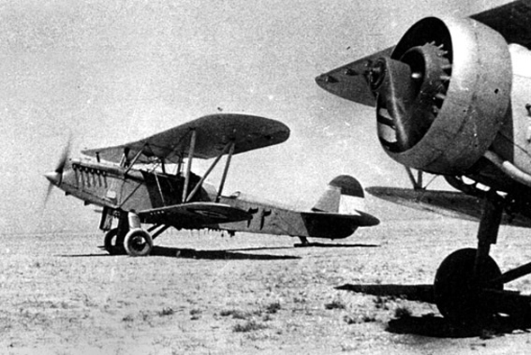 חיל האוויר האיראני, דור המייסדים: מטוסי פוליקרפוב, מעודפי מלחמת העולם הראשונה, צילום: kavehfarrokh