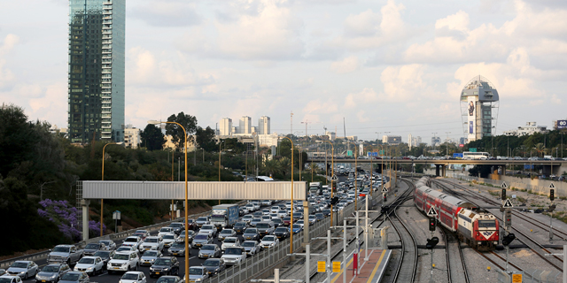 Israel Tests an Incentive-Based Program to Fight Traffic Jams