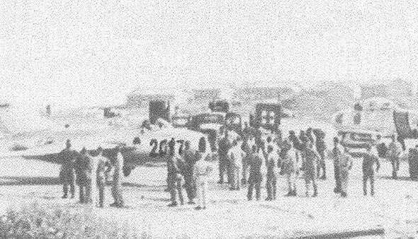 מטוסו של נו קום סוק, ביום נחיתתו בקימפו, צילום: USAF