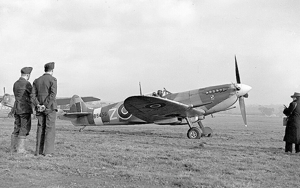מטוס ספיטפיר בימי הקרב על בריטניה