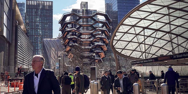 יציאת ניו יורק: כרבע מהעסקים שוקלים לצמצם נוכחות בעיר ב-20% לפחות