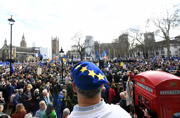 הפגנה ב לונדון נגד ה ברקזיט, צילום: איי פי איי