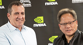  Eyal Waldman, founder of Mellanox with Jensen Huang, founder of NVIDIA. Photo: Gil Nehushtan