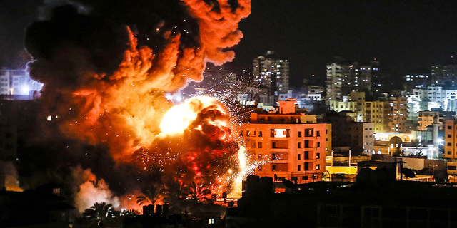 Israeli strike in Gaza Monday night. Photo: AFP