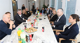 Michael Corbat (third from left) meeting with Israeli tech luminaries. Photo: PR