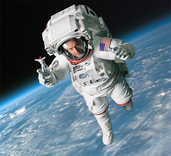 סקוט קלי ב"חלל", צילום: sodastream