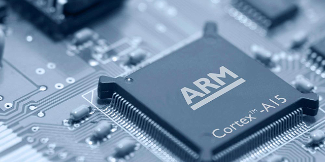 אינטל מכה את ARM בשוק המעבדים