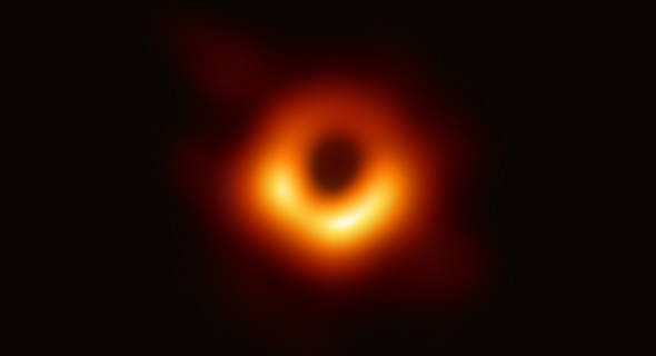 צילום של חור שחור
