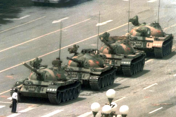 תמונת המחאה המפורסמת מאירועי כיכר טיאננמן