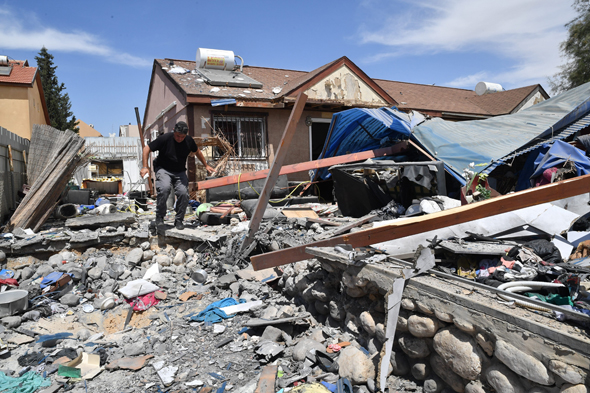 בית שנפגע היום בבאר שבע 