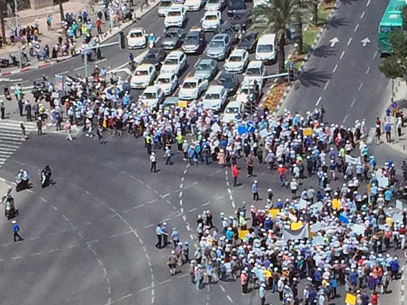 ההפגנה בעזריאלי, צילום: דרור רייך
