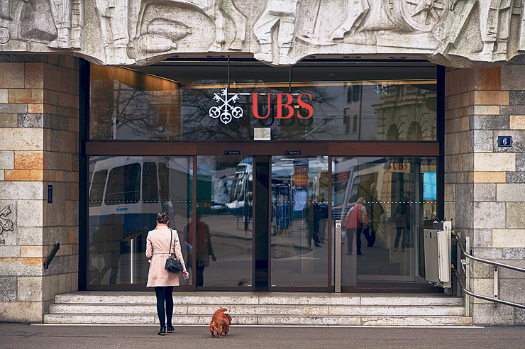 סניף UBS בציריך. המיליונרים הישראלים ניהלו בשנים האחרונות יחסים מורכבים מאוד עם עולם הבנקאות השוויצרי 