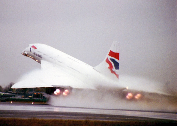 הקונקורד ממריא במבערים פתוחים, צילום: British Airways