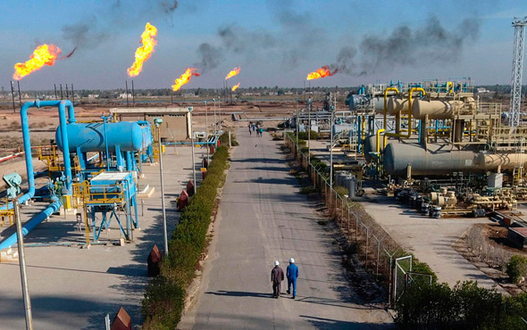 שדה נפט בדרום עיראק שבו פעילה אקסון מוביל, צילום: איי פי