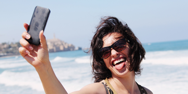 This Navigation App Will Guide You to the Best Selfie-Taking Spots in Tel Aviv